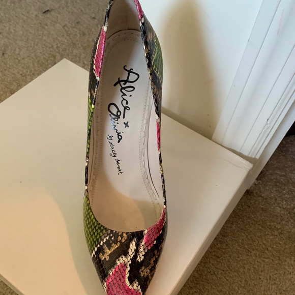 Alice and Olivia multi color snake print heels - Picture 6 of 8